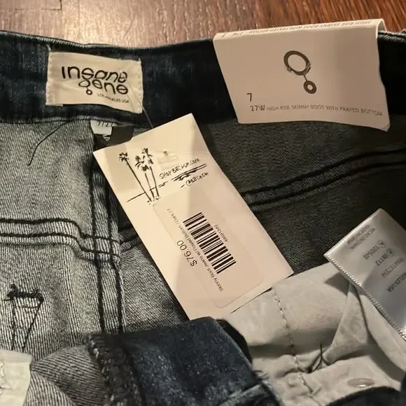 🔥🔥FIRE SALE 🔥🔥 BNWT INSANE GENE size 7 - Picture 4 of 6